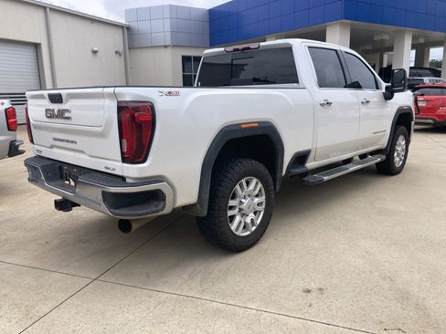 Used 2021 GMC Sierra 2500 SLT w/ SLT Premium Package AWD/4WD image 2