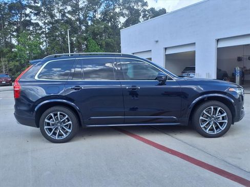 Used 2019 Volvo XC90 T6 Momentum w/ Advanced Package image 2