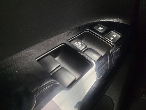Used 2020 Mitsubishi Eclipse Cross LE AWD/4WD image 27