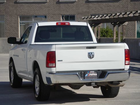 Used 2012 RAM 1500 Classic SLT w/ Luxury Group image 11
