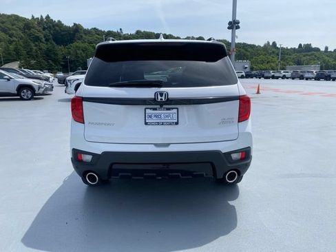 Certified 2023 Honda Passport Elite image 11