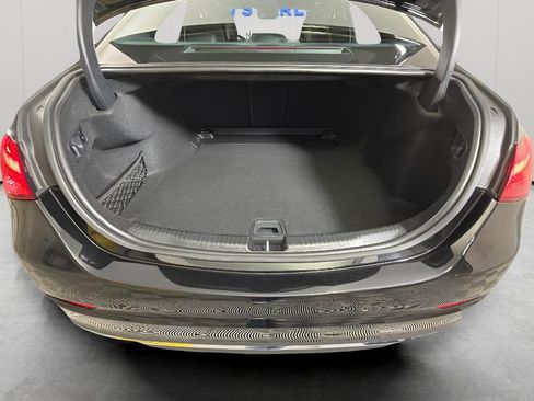 Used 2024 Mercedes-Benz C 300 Sedan image 29