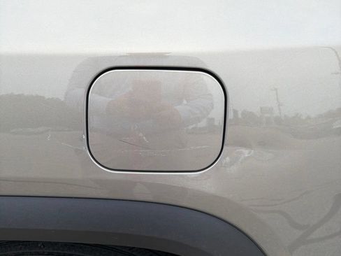 Used 2019 GMC Acadia SLE AWD/4WD image 4