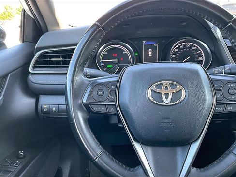 Used 2023 Toyota Camry SE FWD image 17