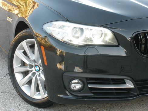 Used 2016 BMW 535i xDrive Sedan AWD/4WD image 3