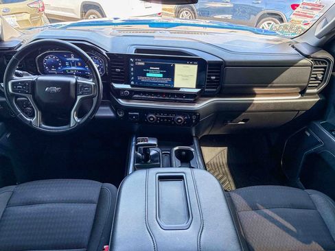 Used 2022 Chevrolet Silverado 1500 RST AWD/4WD image 15