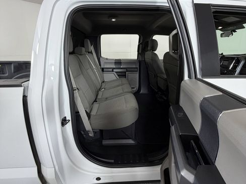 Used 2017 Ford F250 XLT AWD/4WD image 5
