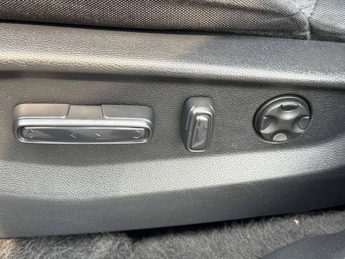 Used 2018 Honda CR-V EX image 18