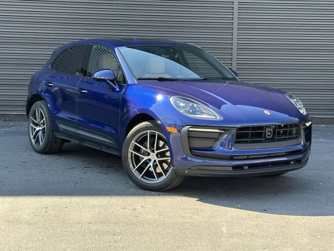 Certified 2026 Porsche Macan image 7