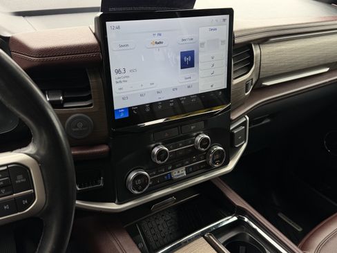 Certified 2022 Ford Expedition Limited AWD/4WD image 19