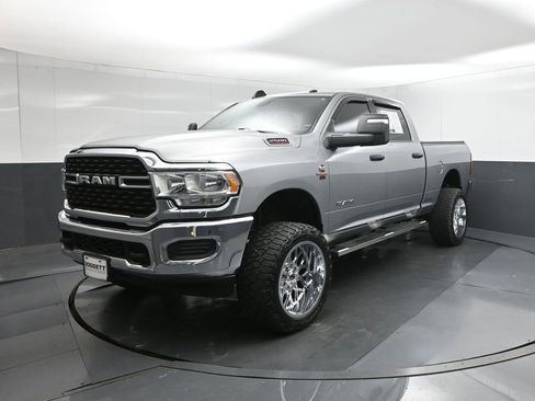 Used 2023 RAM 2500 Big Horn AWD/4WD image 1