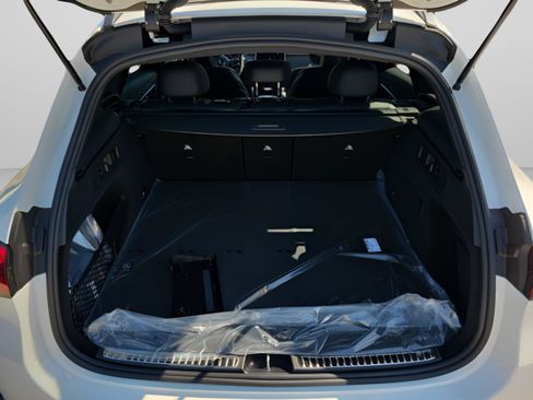 Certified 2026 Mercedes-Benz GLC 300 4MATIC image 6