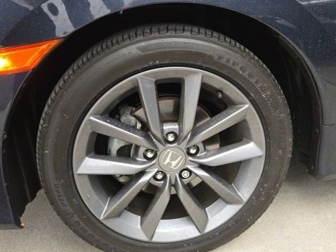 Used 2019 Honda Civic EX-L image 7