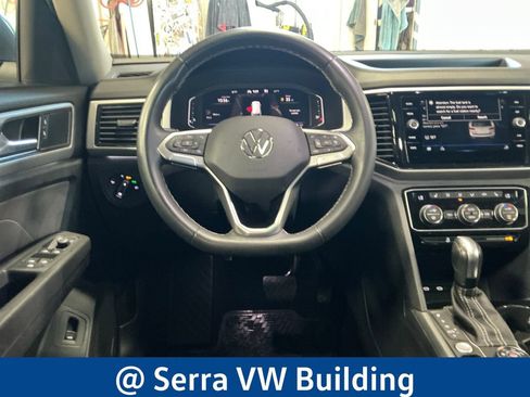 Certified 2023 Volkswagen Atlas SEL AWD/4WD image 19