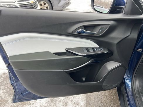 Used 2024 Chevrolet Trax LT w/ Driver Confidence Package image 20