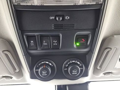 Used 2020 Toyota 4Runner TRD Off-Road image 26