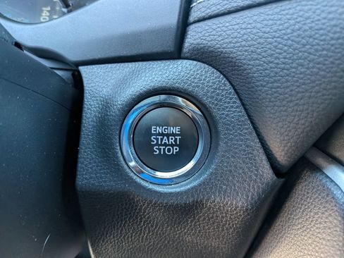 Used 2025 Toyota RAV4 XLE AWD/4WD image 20