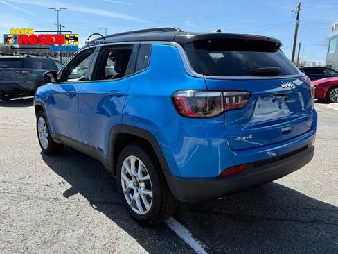 Used 2025 Jeep Compass Limited AWD/4WD image 4