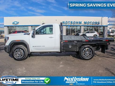 Used 2024 GMC Sierra 3500 SLE w/ SLE Convenience Package AWD/4WD image 4