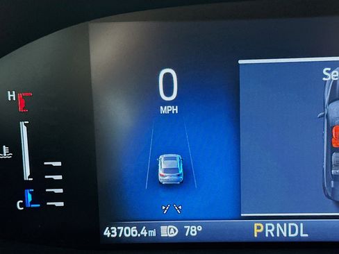 Used 2024 Ford Escape ST-Line image 19