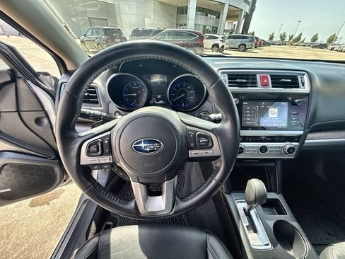 Used 2017 Subaru Outback 2.5i Limited AWD/4WD image 14