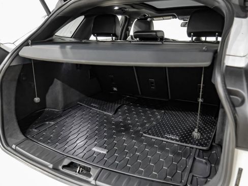 Used 2017 Jaguar F-PACE S image 58