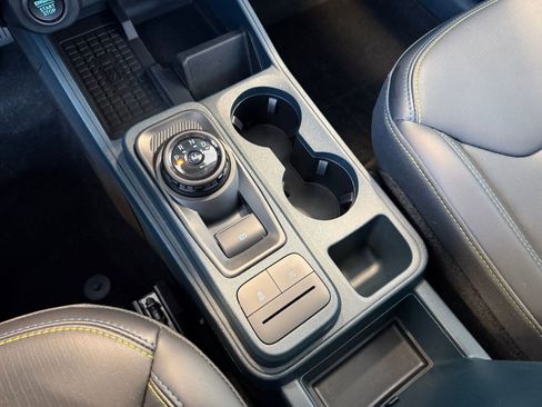 Certified 2025 Ford Maverick Lobo image 30