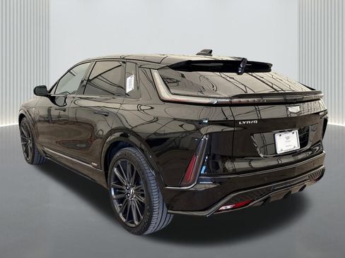 New 2026 Cadillac Lyriq V image 7