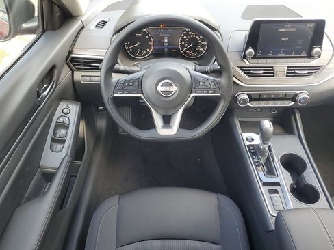 New 2026 Nissan Altima 2.5 SV AWD/4WD image 24