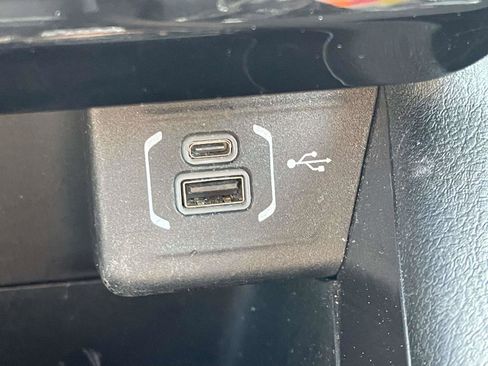 Certified 2024 Jeep Compass Latitude image 6