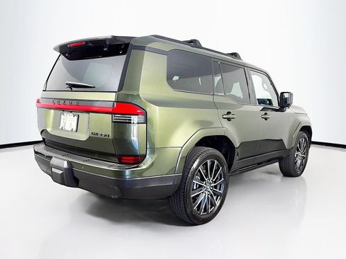 Used 2025 Lexus GX 550 w/ Accessory Package (2T) AWD/4WD image 10