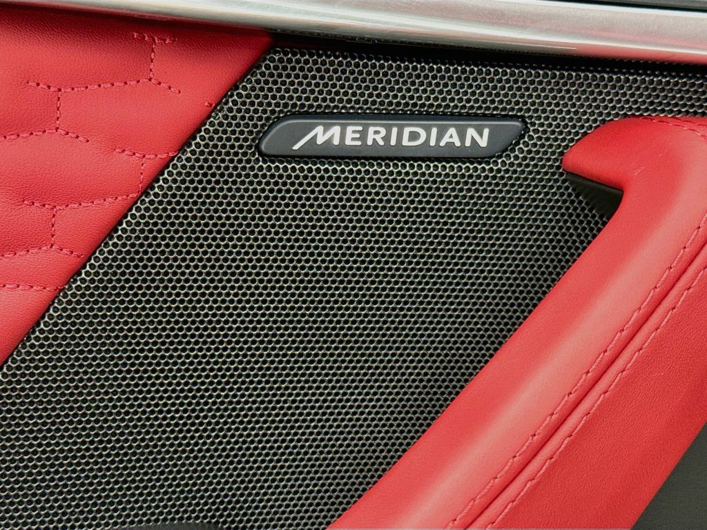 Certified 2024 Jaguar F-TYPE R-Dynamic RWD image 19