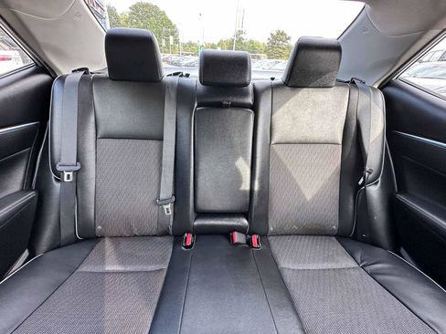 Used 2015 Toyota Corolla S image 22