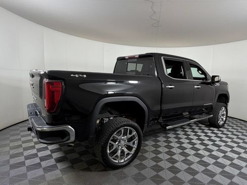 Used 2021 GMC Sierra 1500 SLT AWD/4WD image 4