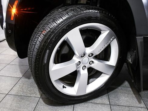 Used 2021 Land Rover Defender 90 X-Dynamic S AWD/4WD image 6