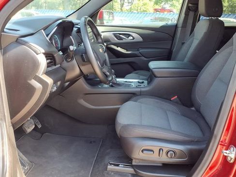 Used 2023 Chevrolet Traverse LT AWD/4WD image 23
