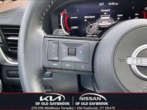 Used 2023 Nissan Rogue Platinum w/ Platinum Premium Package AWD/4WD image 11