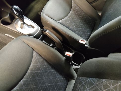 Used 2021 Chevrolet Spark LT image 26