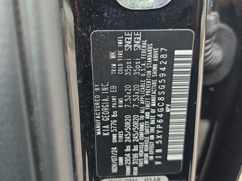 Used 2025 Kia Telluride S FWD image 33