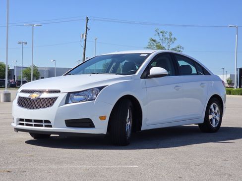 Used 2014 Chevrolet Cruze LT FWD image 11