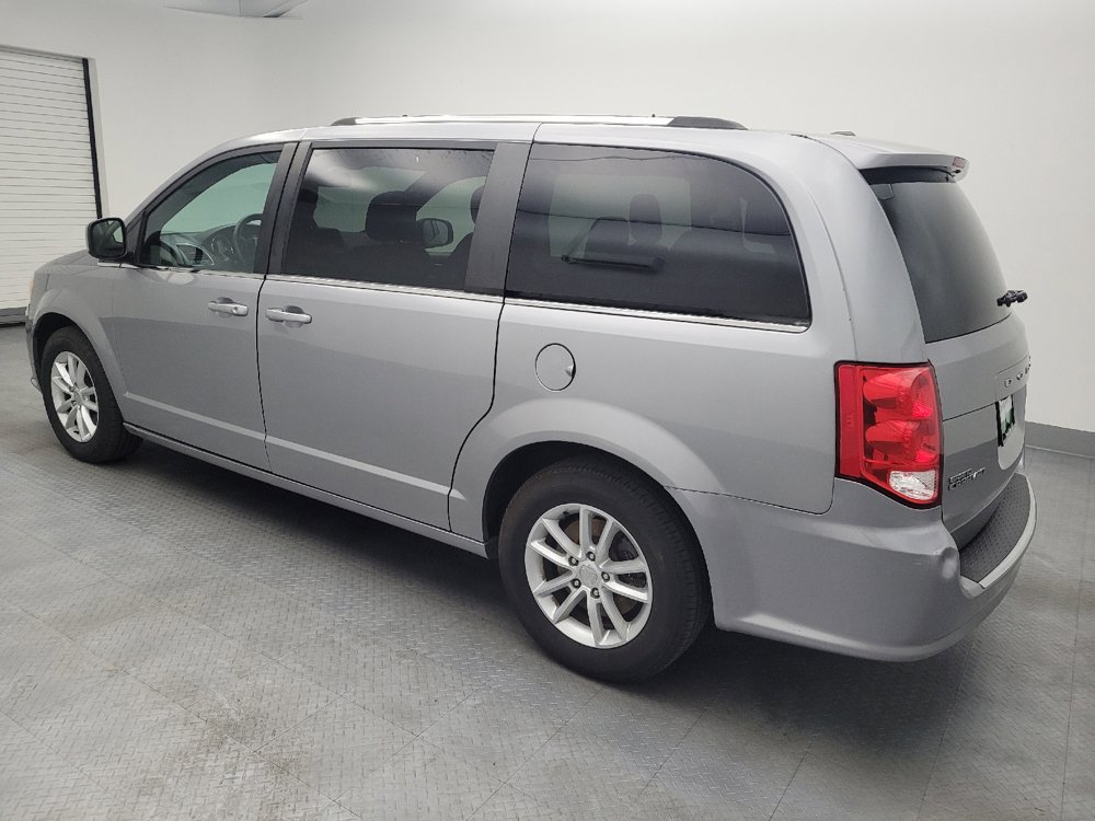 Used 2019 Dodge Grand Caravan SXT FWD image 3