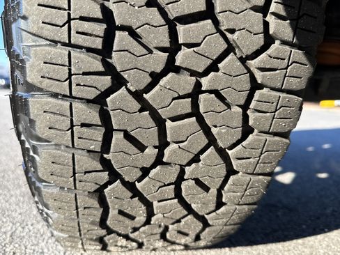 Used 2026 Chevrolet Silverado 2500 Custom w/ Custom Value Package image 12