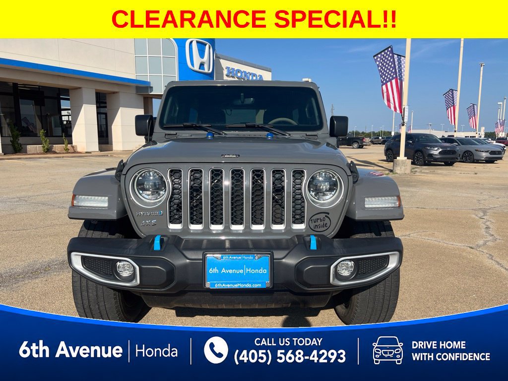 Used 2023 Jeep Wrangler Unlimited Sahara w/ Cold Weather Group AWD/4WD image 2