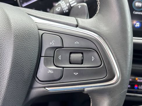 Used 2023 Buick Envision Avenir AWD/4WD image 33