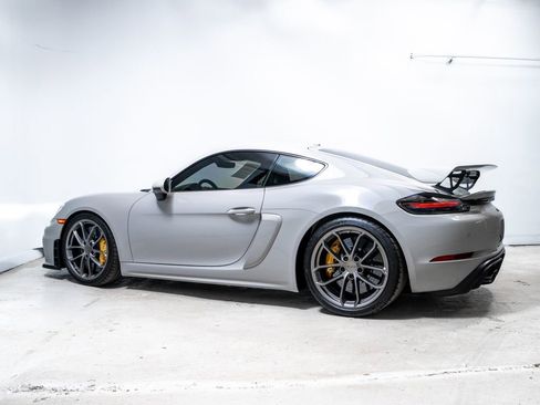 Certified 2021 Porsche 718 Cayman GT4 RWD image 2