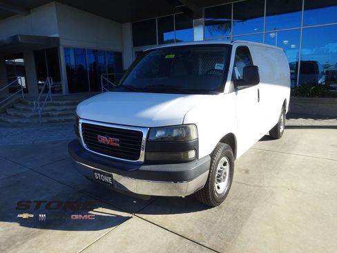 Used 2007 GMC Savana 2500 w/ Power and Light Package image 3