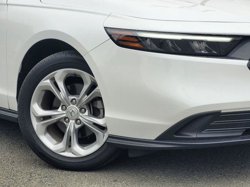 Used 2023 Honda Accord LX image 11