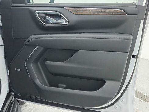 Certified 2024 Chevrolet Tahoe Premier RWD image 38