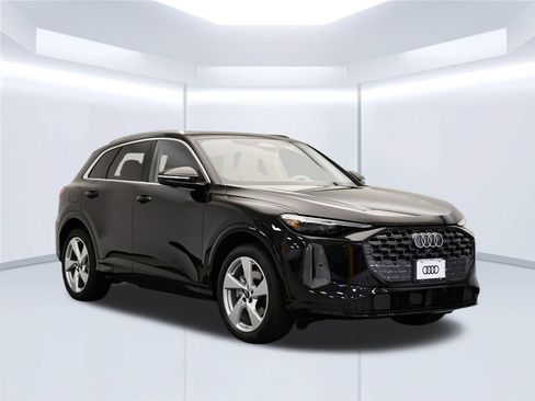 Used 2025 Audi Q5 Prestige AWD/4WD image 7