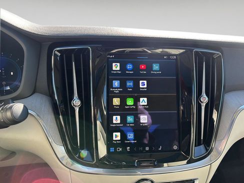 Used 2024 Volvo S60 B5 Plus w/ Climate Package image 29